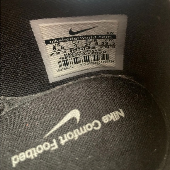 Nike In-Season Trainer TR2 Black Metallic Silver #525737-005 Size 6.5 Women’s - Picture 7 of 7